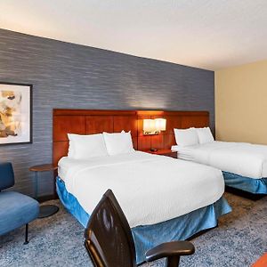 Large Queen Room Two Queen Beds